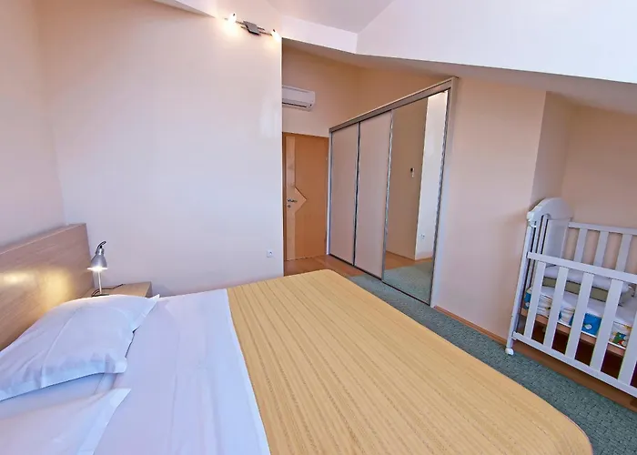 Malana ザトン