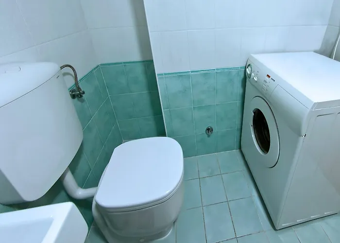 아파트 Malana 자톤